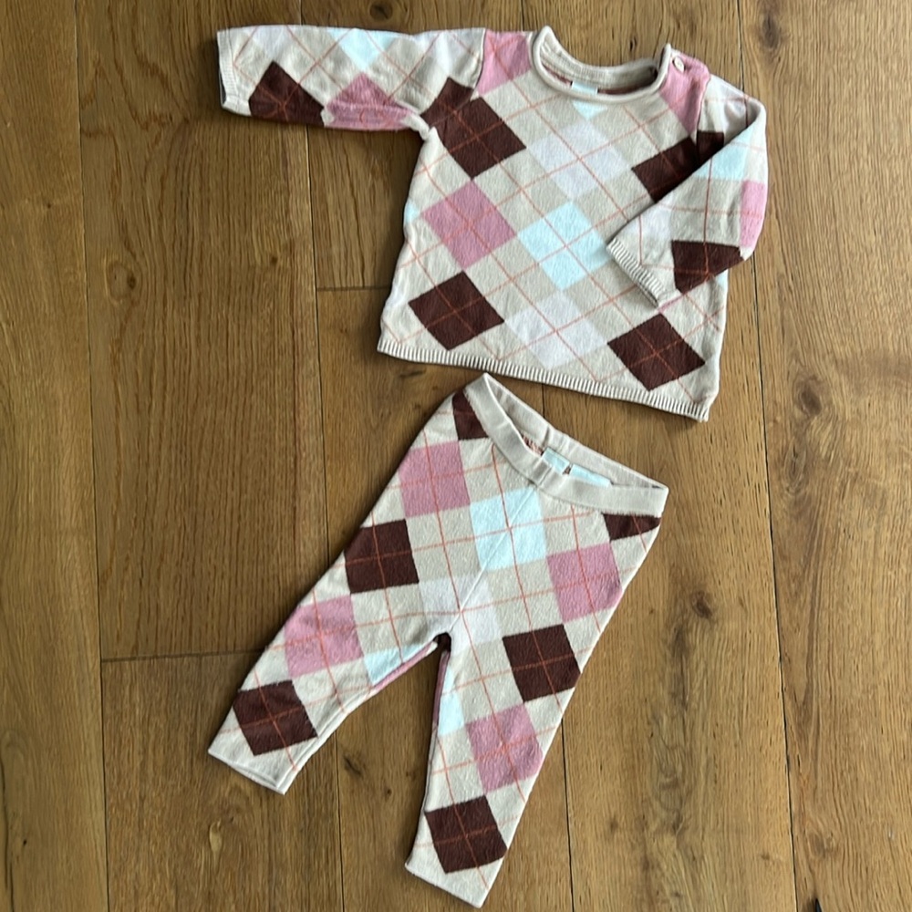 H&M Cozy Argyle Sweater Set